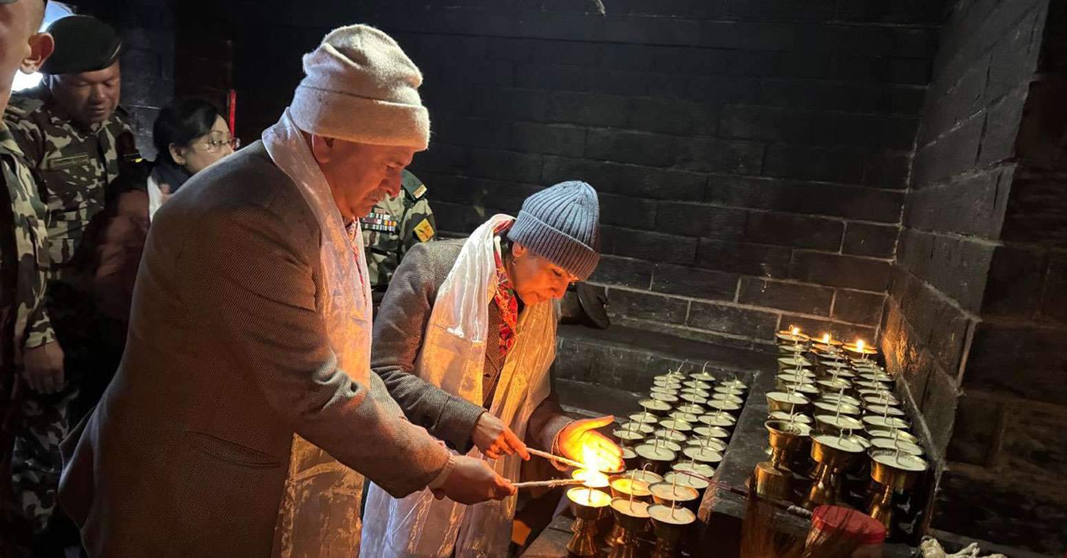 भारतका स्थल सेनाध्यक्ष जनरल उपेन्द्र द्विवेदीद्वारा मुक्तिनाथमा पूजाअर्चना