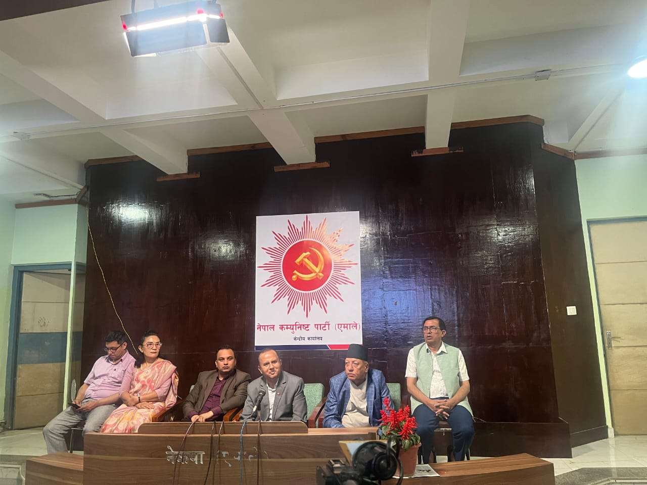 कसैको विरोधमा होइन, जनताको उपलब्धिको खुशीयाली साटासाट गर्न गणतन्त्र दिवस मनाइने होः महासचिव