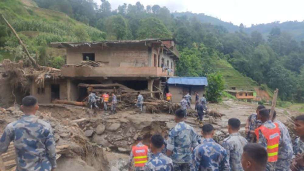 नुवाकोटमा बेपत्ता महिलाको खोजीको लागि सशस्त्रको कुकुर परिचालन