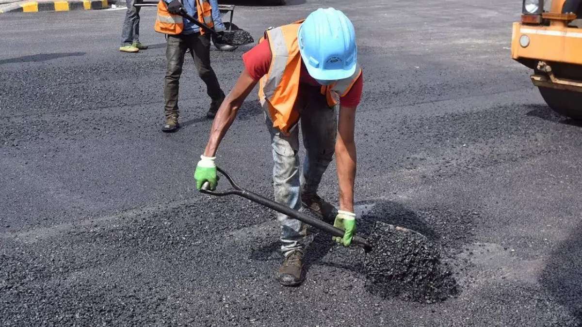 विर्तामोडका छ वटा सडक धमाधम स्तरोन्नति हुँदै