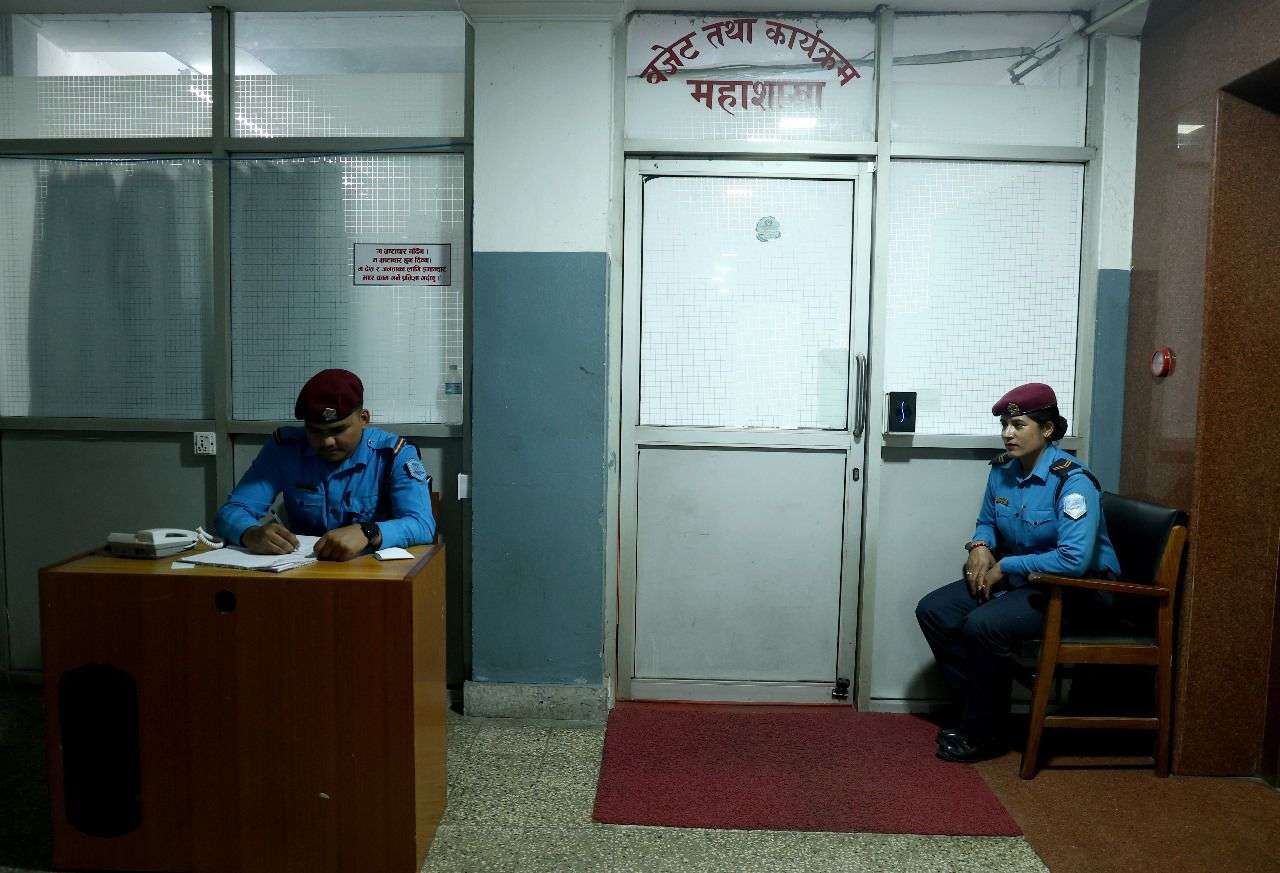 अर्थ मन्त्रालय प्रवेशमा कडाई
